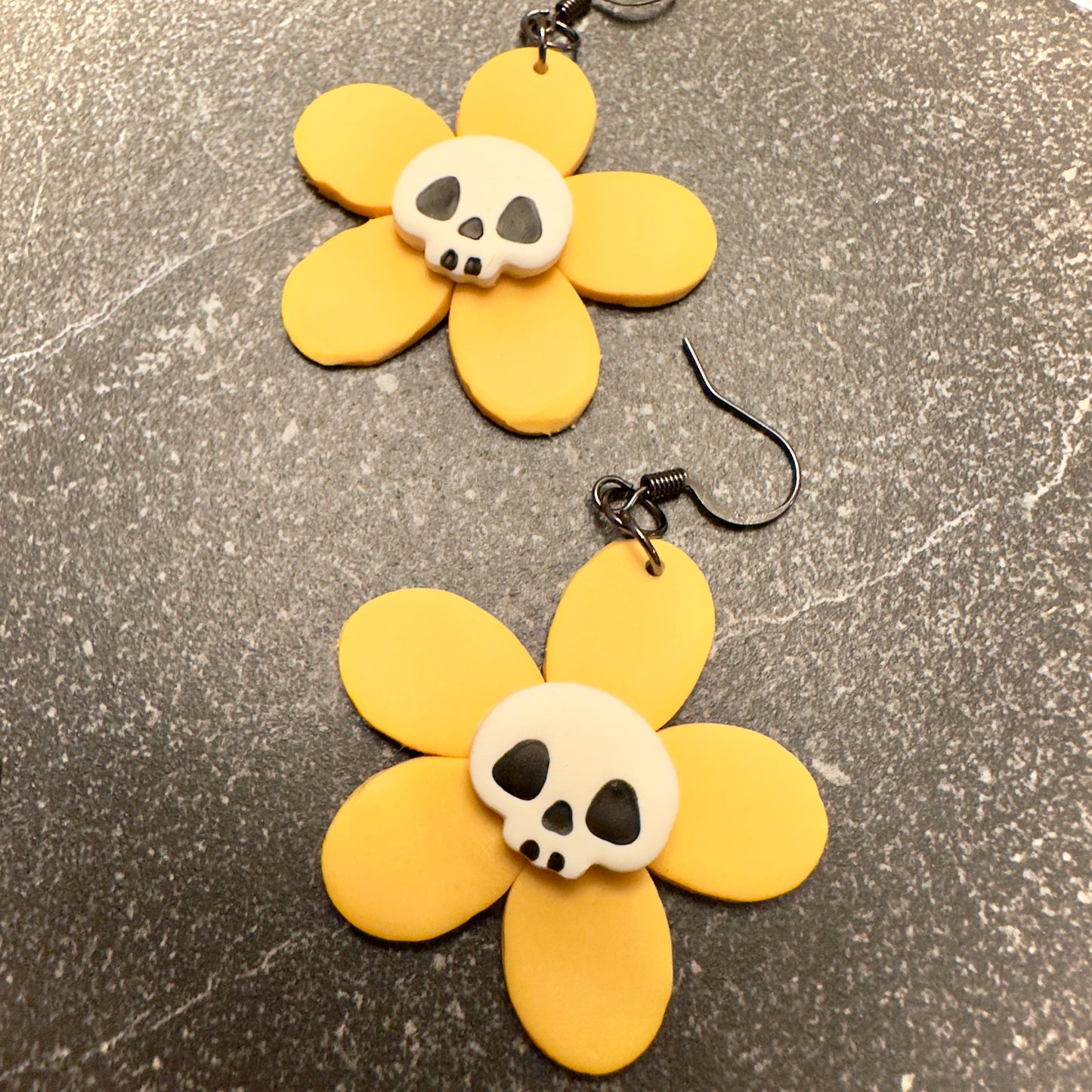 Skeli Flowers | Multiple Colors | Drop Earrings